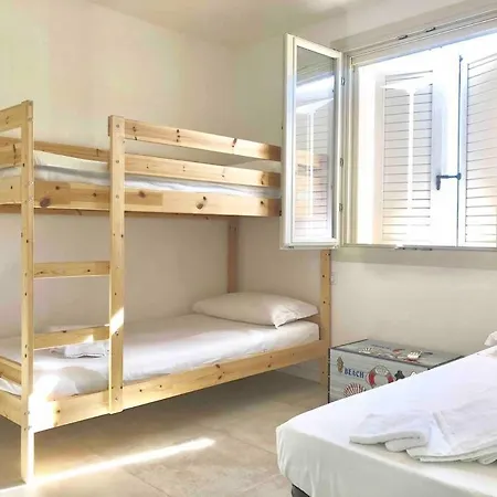 度假居 100mt From Campulongu With Sea View *